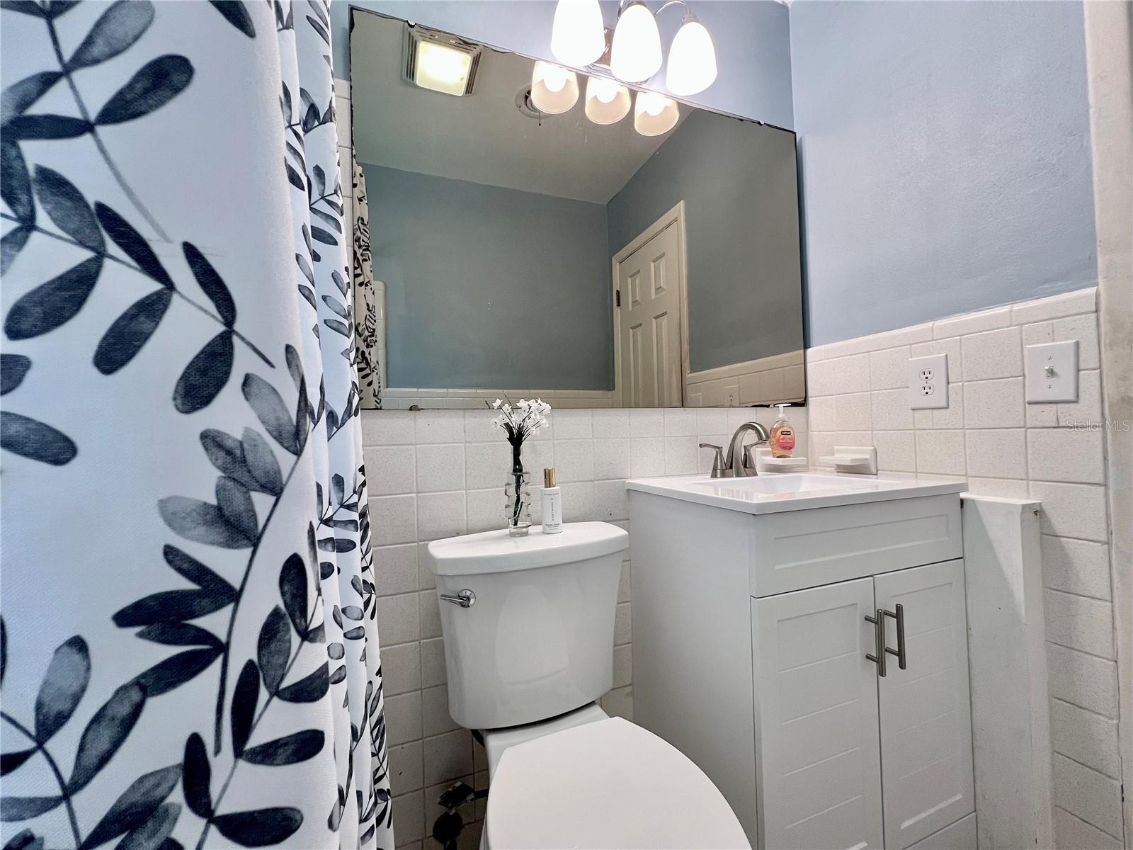 799 W LAKE OTIS DR, WINTER HAVEN, FL, 33880