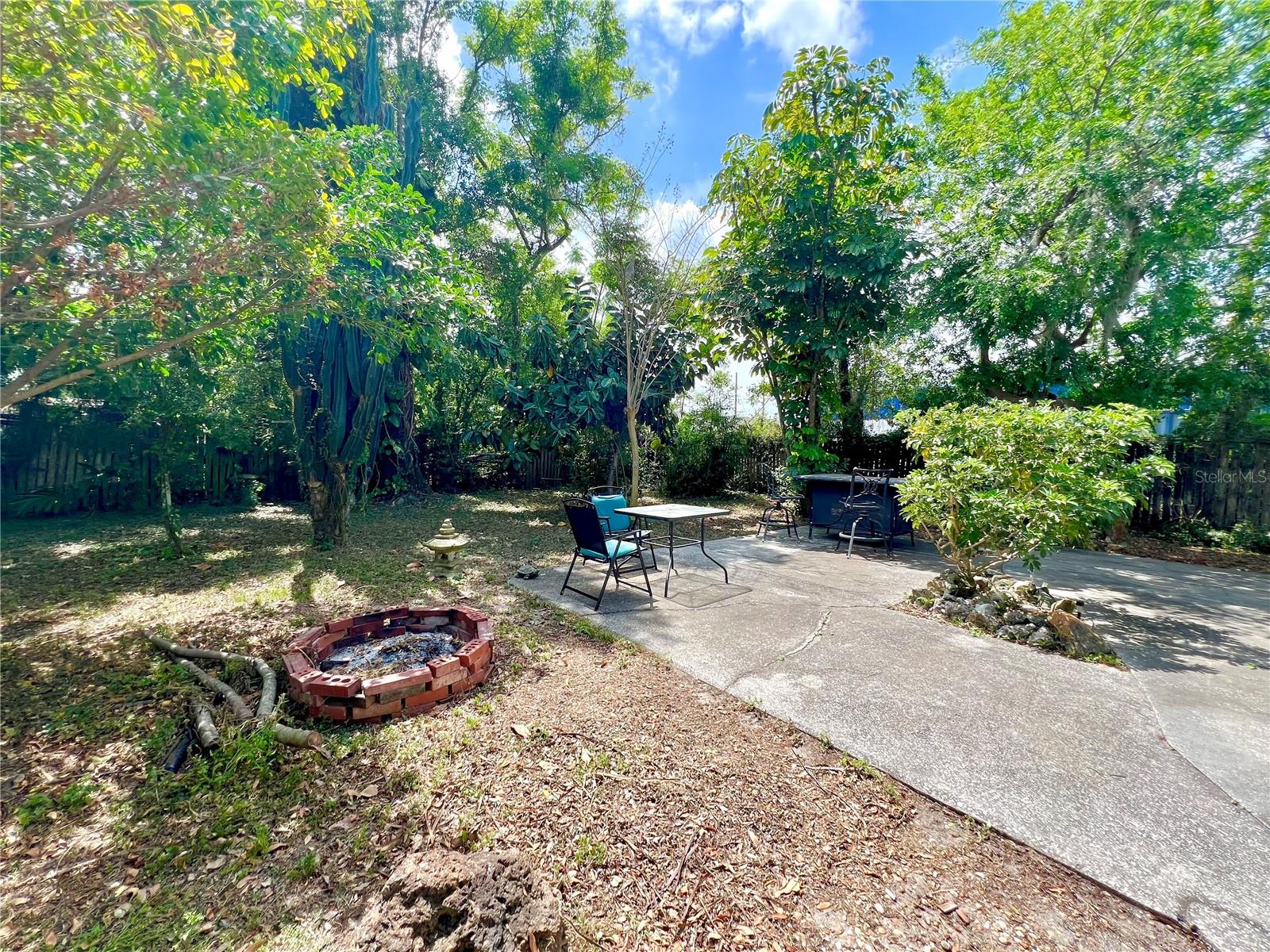 799 W LAKE OTIS DR, WINTER HAVEN, FL, 33880