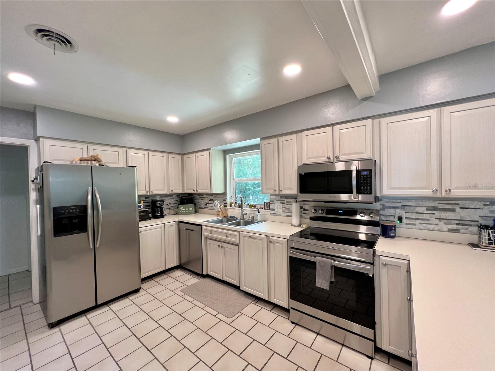 799 W LAKE OTIS DR, WINTER HAVEN, FL, 33880