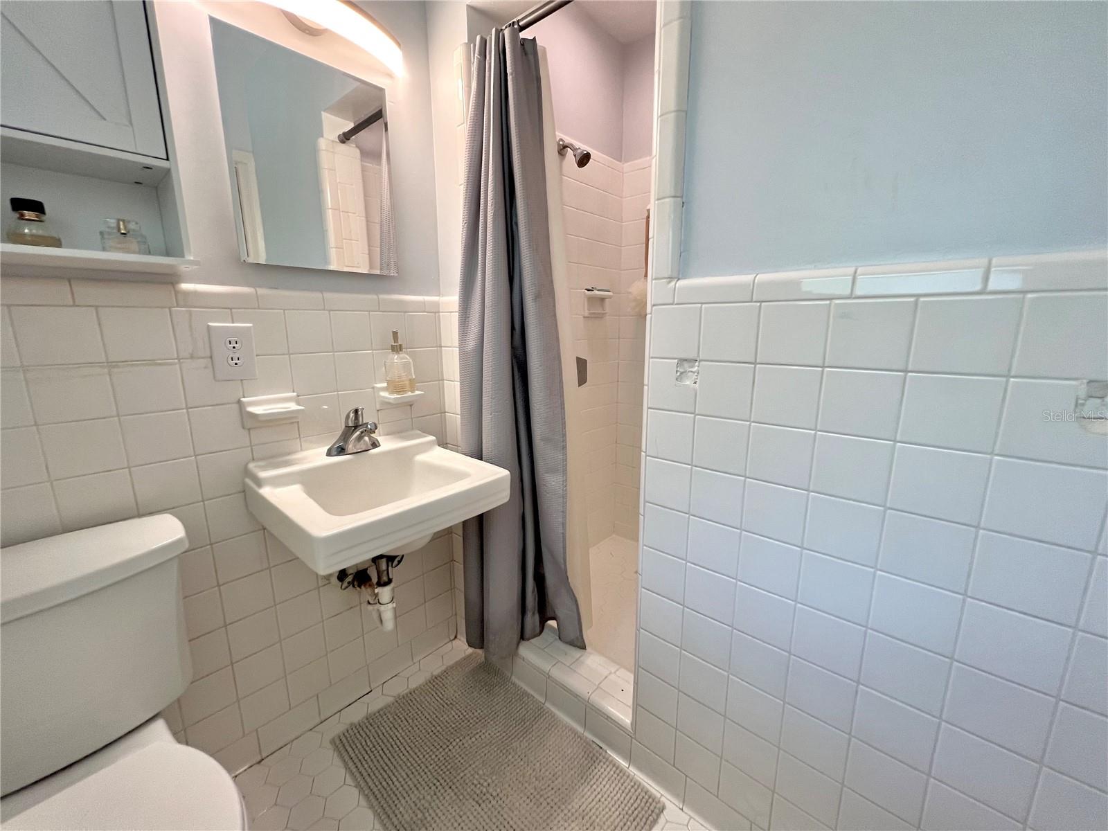 799 W LAKE OTIS DR, WINTER HAVEN, FL, 33880