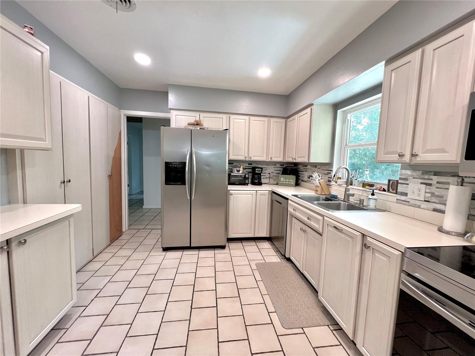 799 W LAKE OTIS DR, WINTER HAVEN, FL, 33880