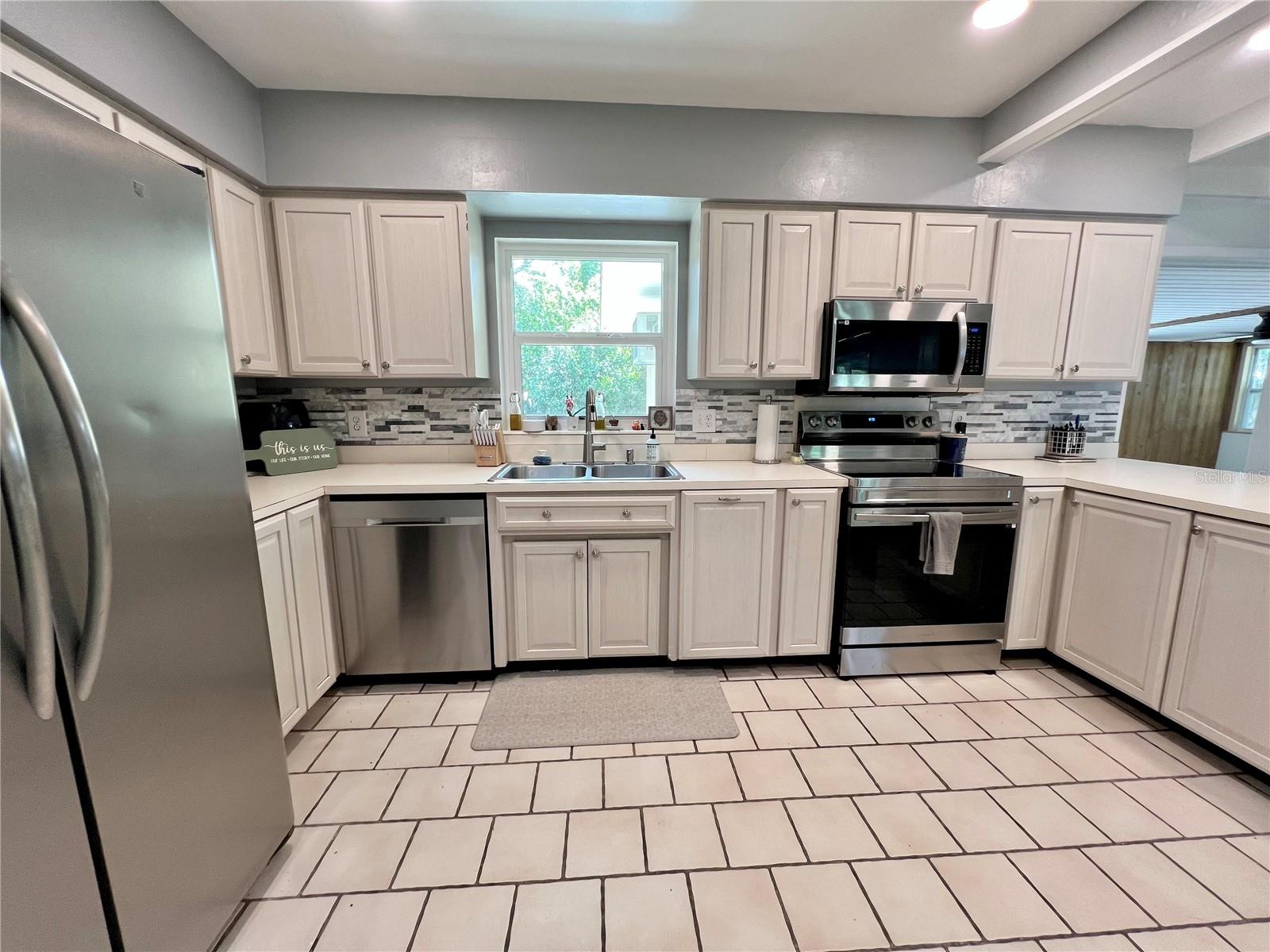 799 W LAKE OTIS DR, WINTER HAVEN, FL, 33880