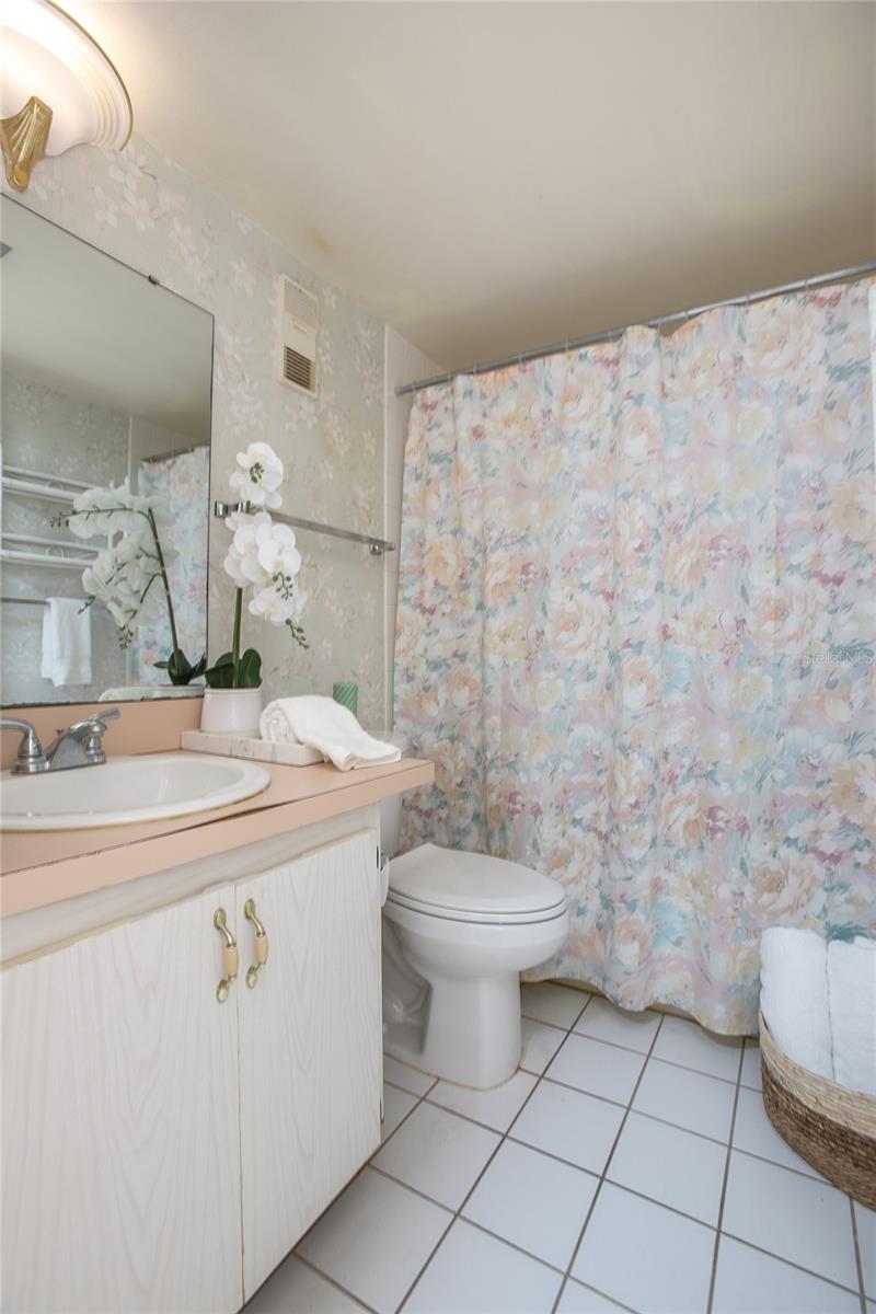 120 HIBISCUS WOODS CT #2A, DELTONA, FL, 32725