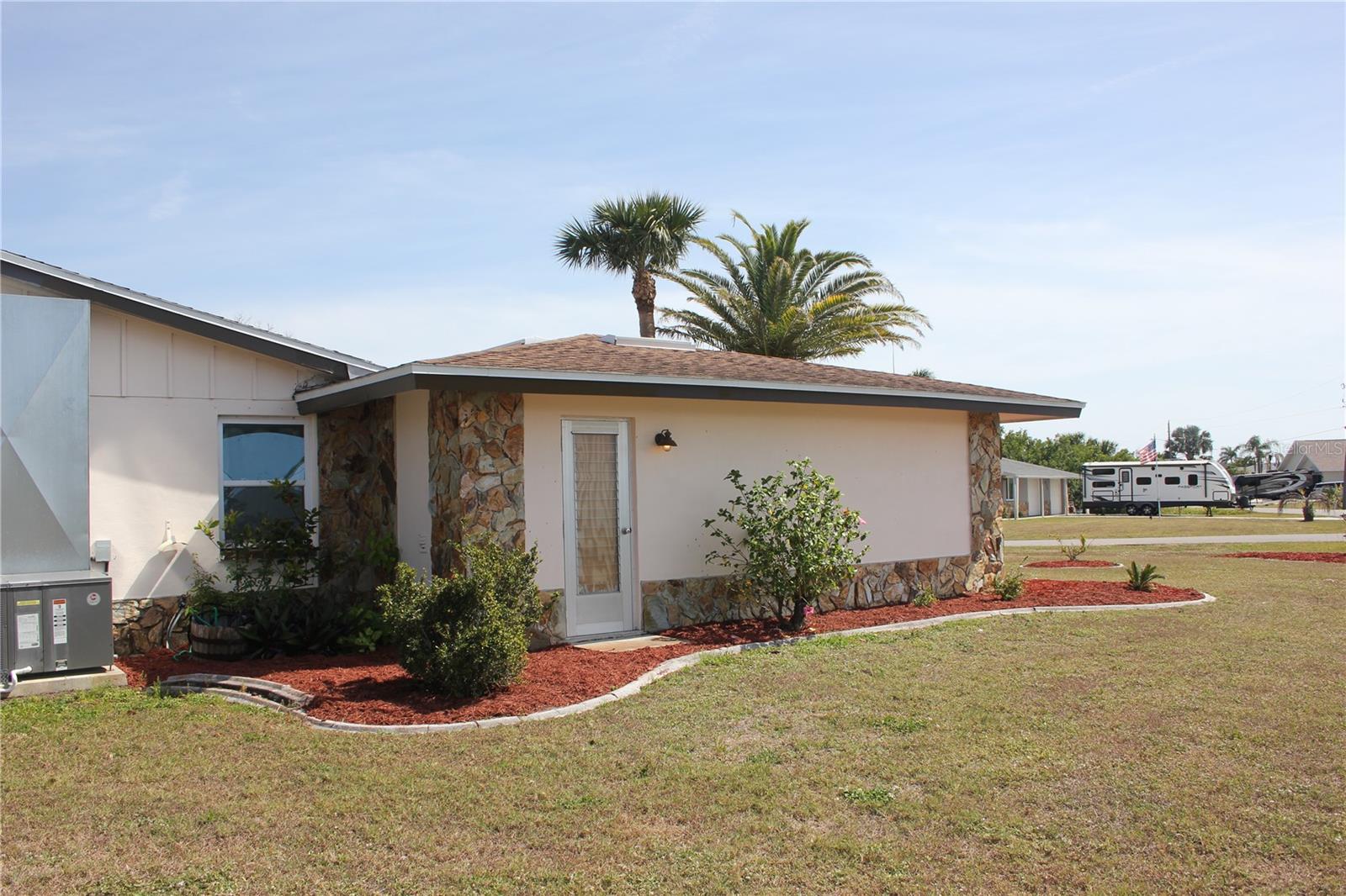 474 ELM AVE NW, PORT CHARLOTTE, FL, 33952