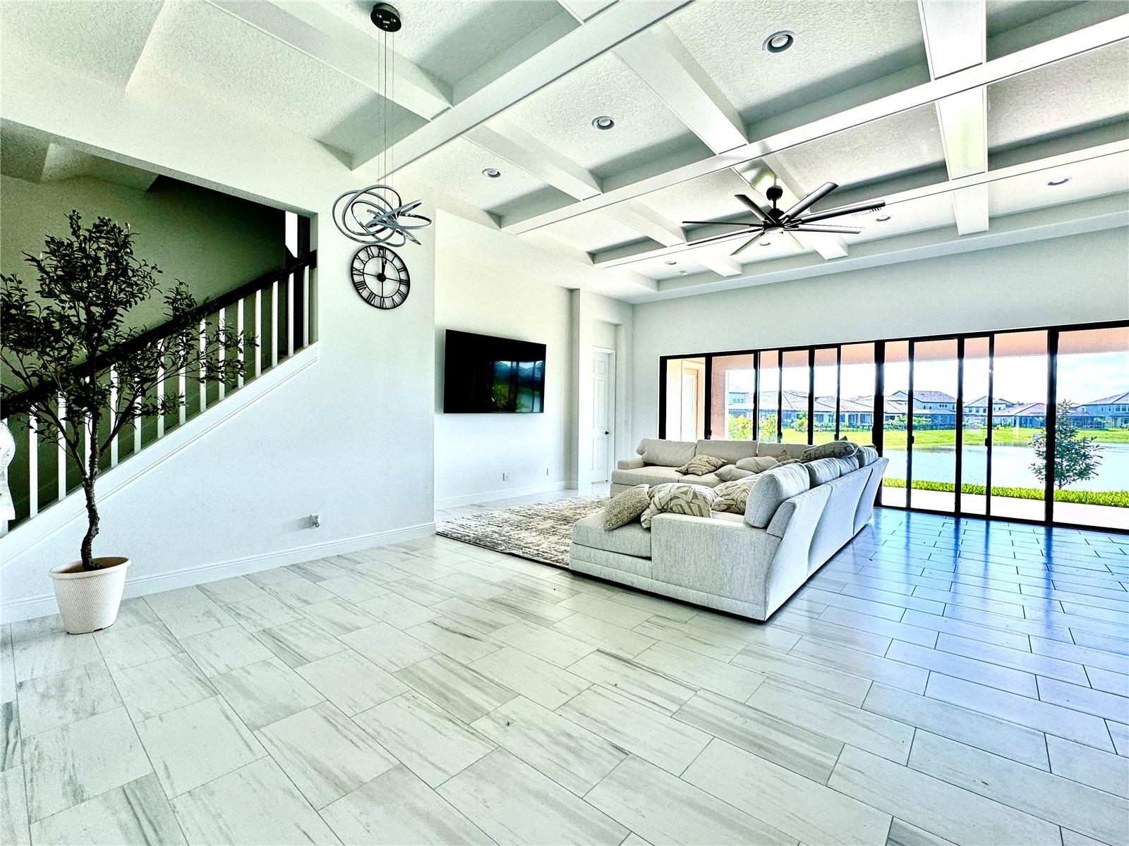 11061 RUSTIC TIMBER LOOP, SAN ANTONIO, FL, 33576