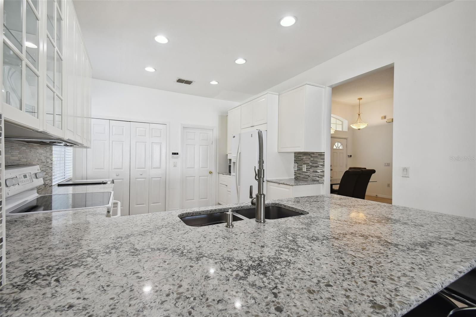 258 HENLEY CIR, DAVENPORT, FL, 33896