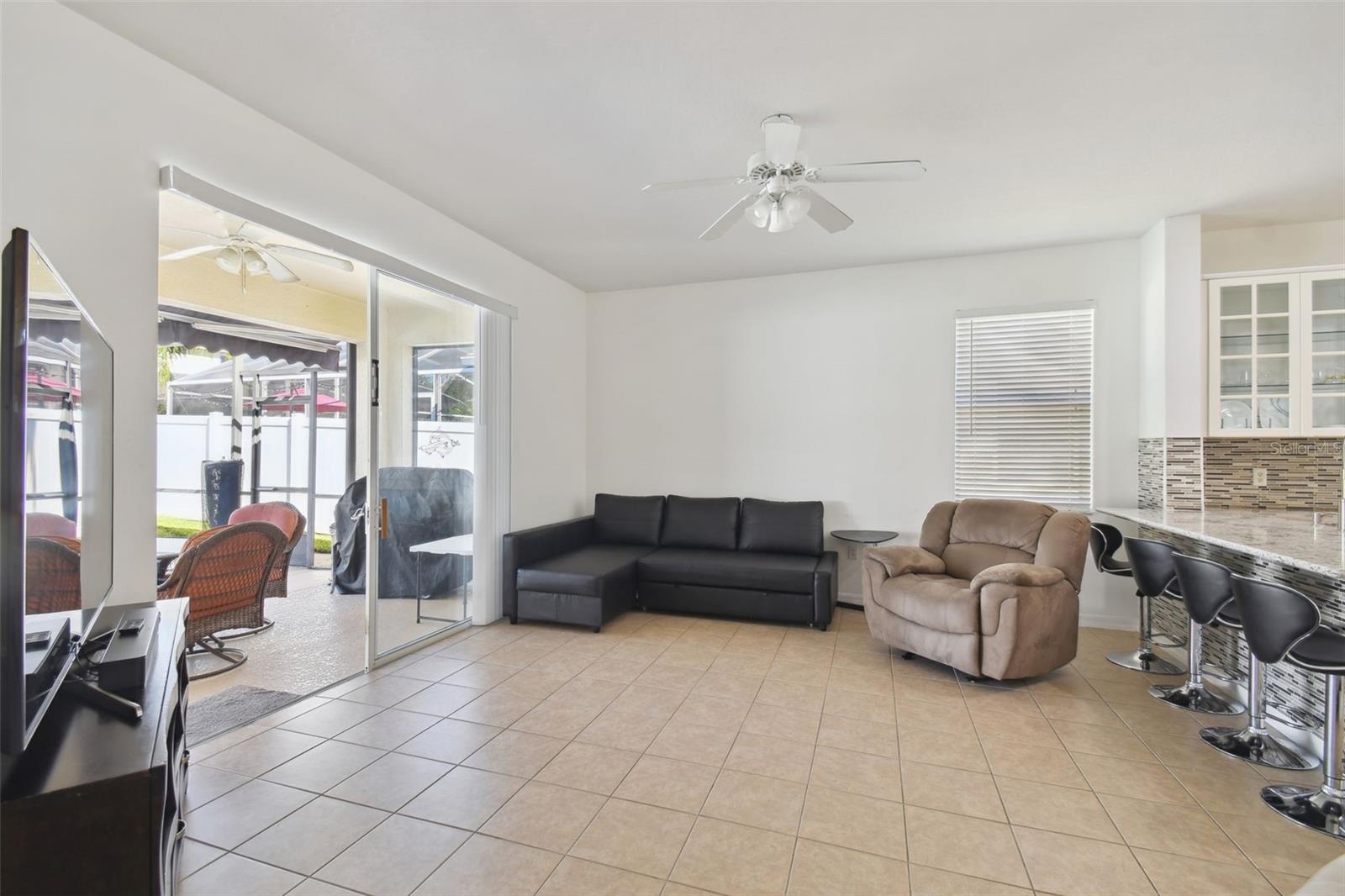 258 HENLEY CIR, DAVENPORT, FL, 33896