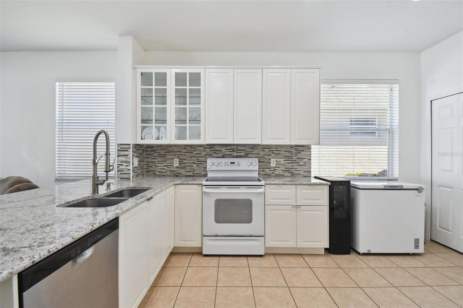 258 HENLEY CIR, DAVENPORT, FL, 33896