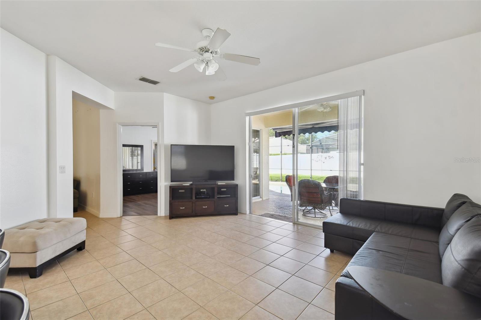 258 HENLEY CIR, DAVENPORT, FL, 33896