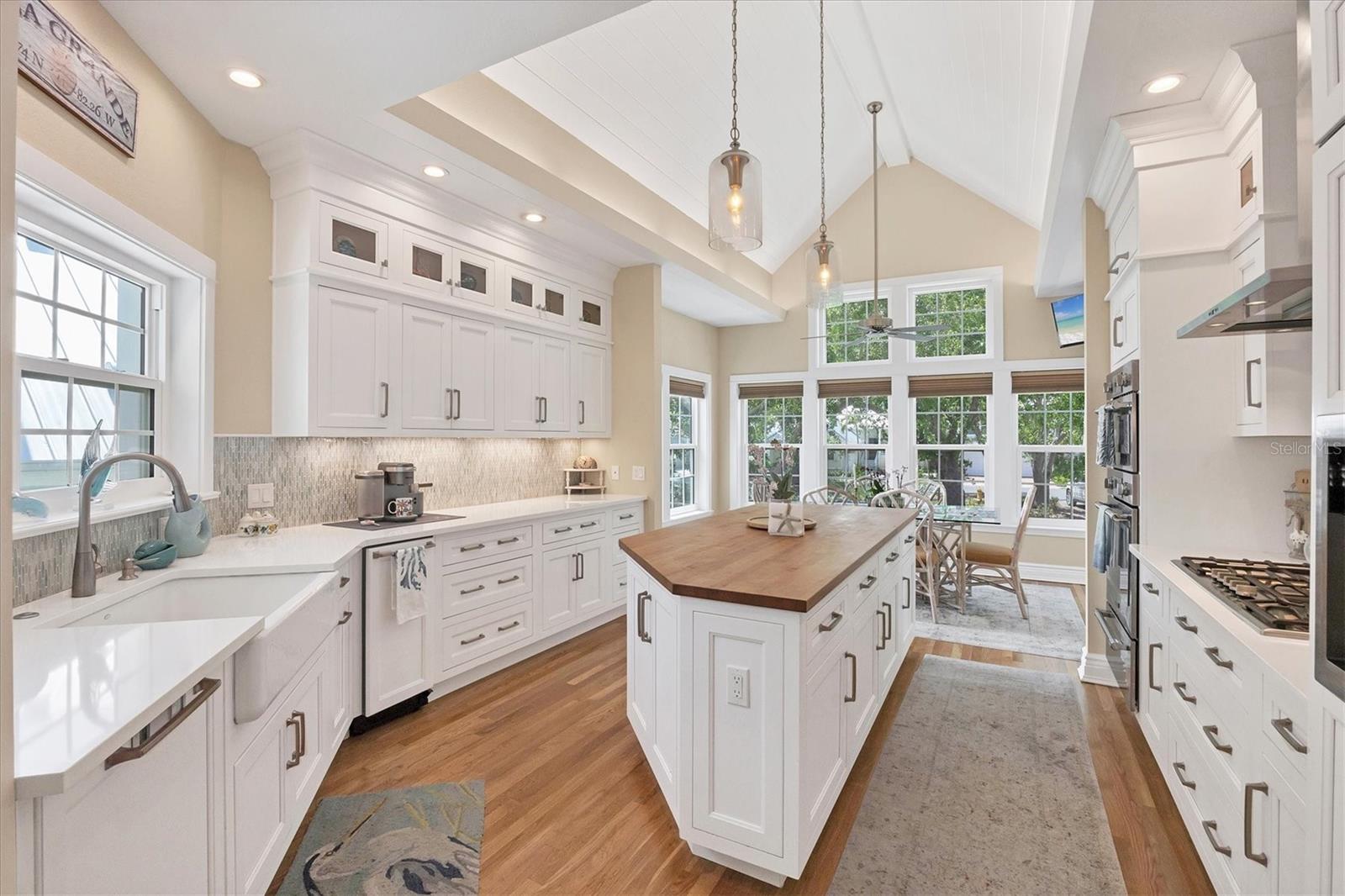 158 CARRICK BEND LN, BOCA GRANDE, FL, 33921