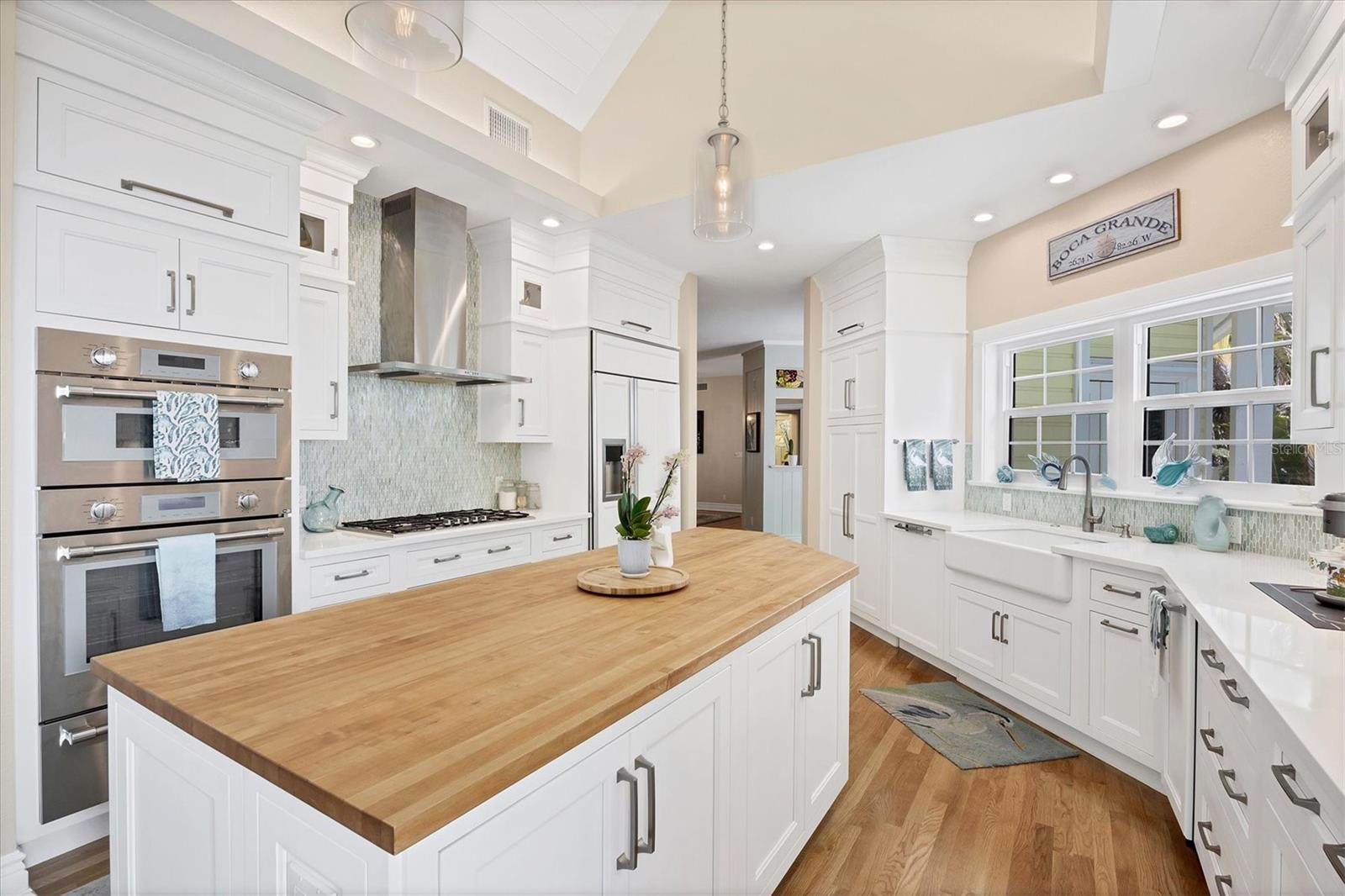 158 CARRICK BEND LN, BOCA GRANDE, FL, 33921