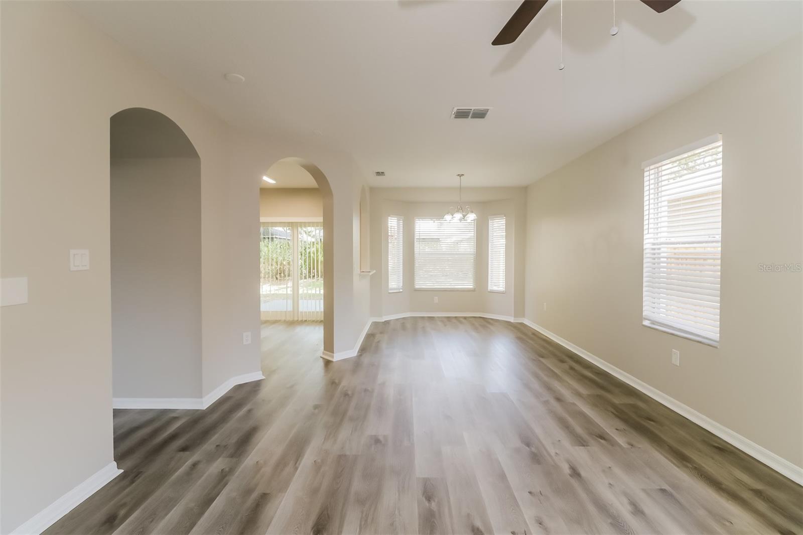 710 PERIWINKLE POINTE PL, SEFFNER, FL, 33584