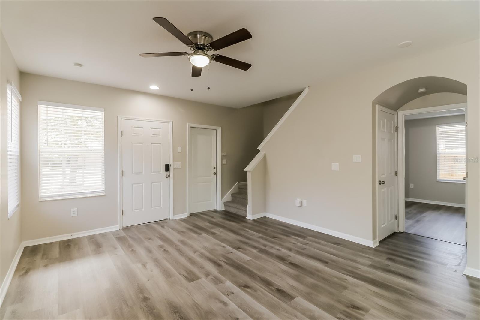 710 PERIWINKLE POINTE PL, SEFFNER, FL, 33584