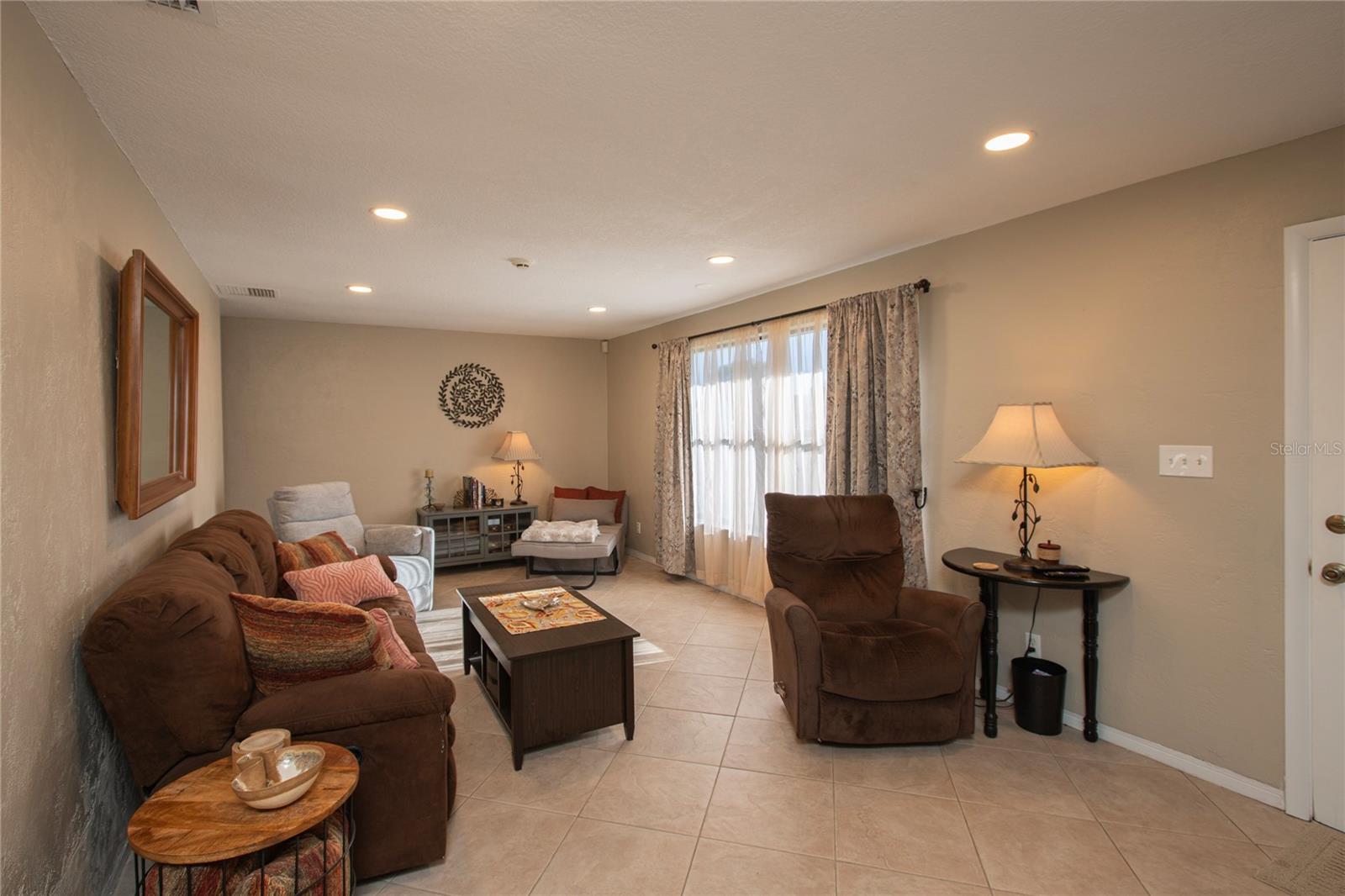 1301 SUWANEE RD, DAYTONA BEACH, FL, 32114