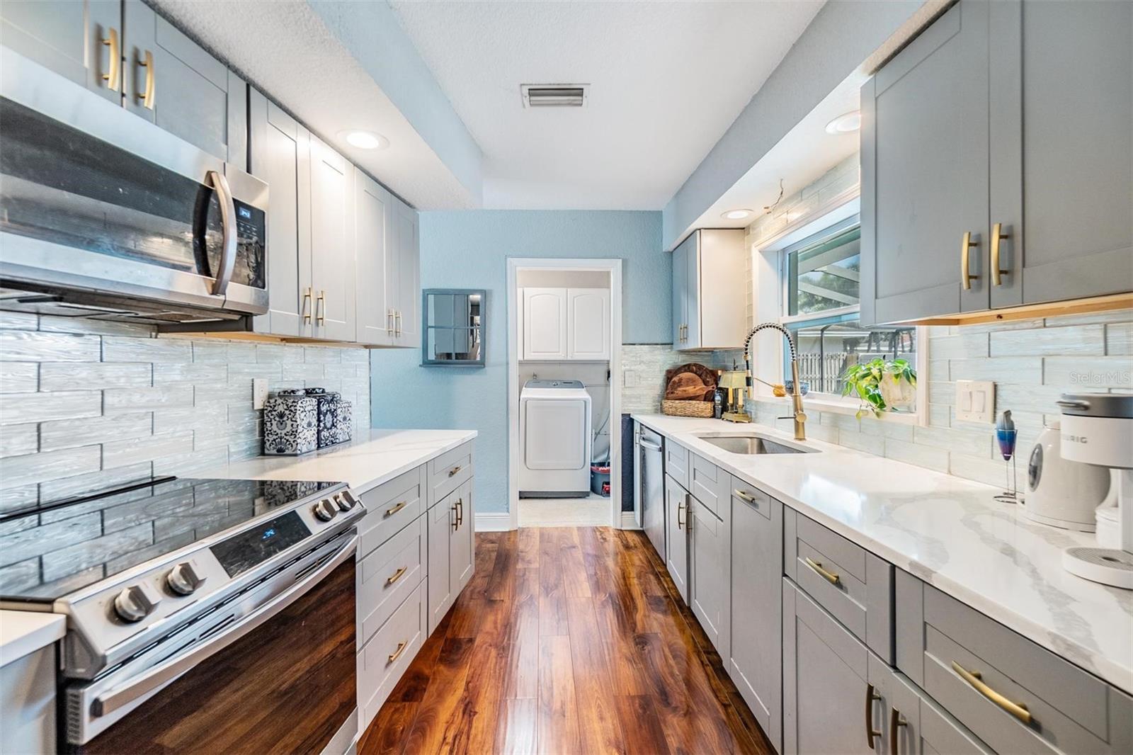 1945 MAGNOLIA DR, CLEARWATER, FL, 33764