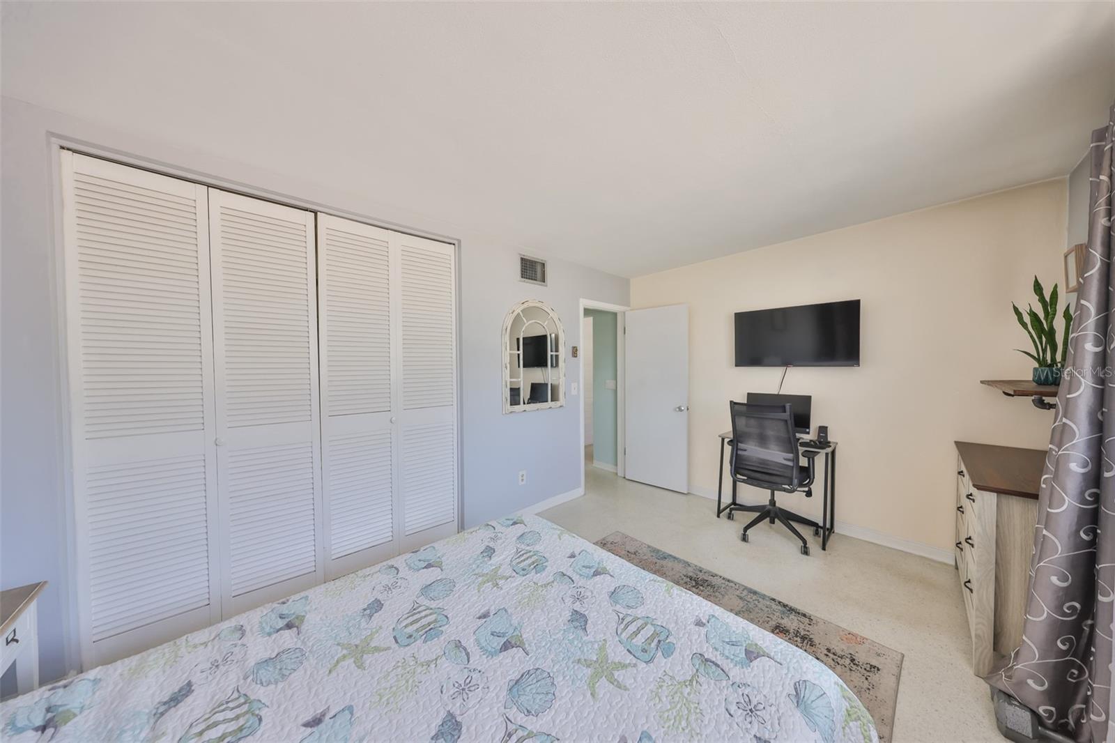 2306 BLACK OAK LN, CLEARWATER, FL, 33763