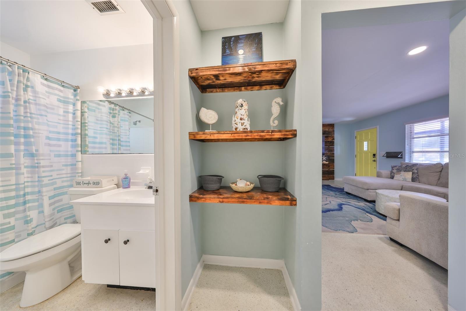 2306 BLACK OAK LN, CLEARWATER, FL, 33763