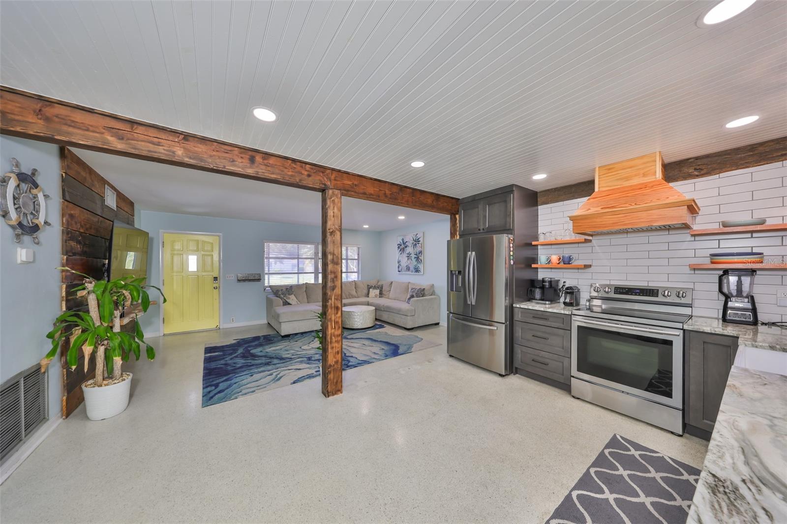 2306 BLACK OAK LN, CLEARWATER, FL, 33763