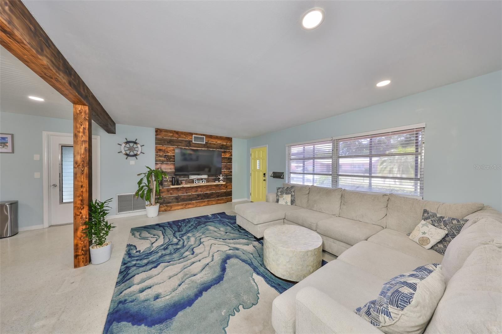 2306 BLACK OAK LN, CLEARWATER, FL, 33763