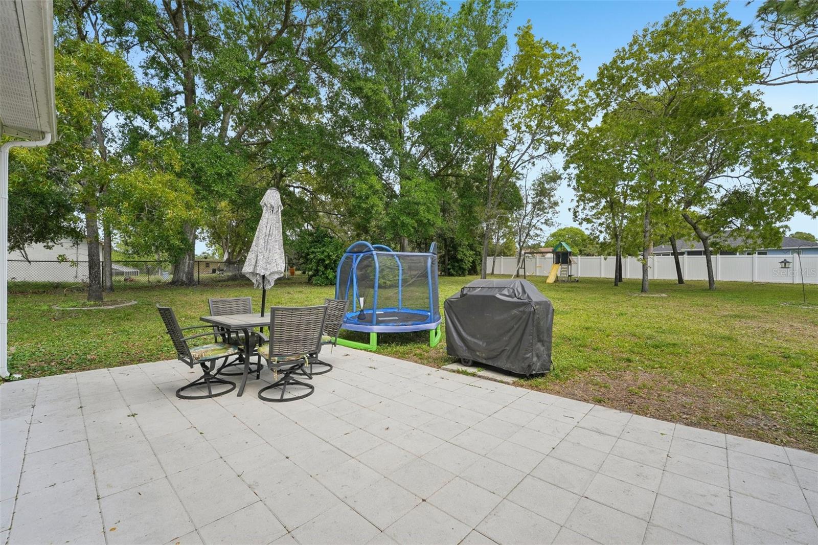 2016 ALAMEDA DR, SPRING HILL, FL, 34609