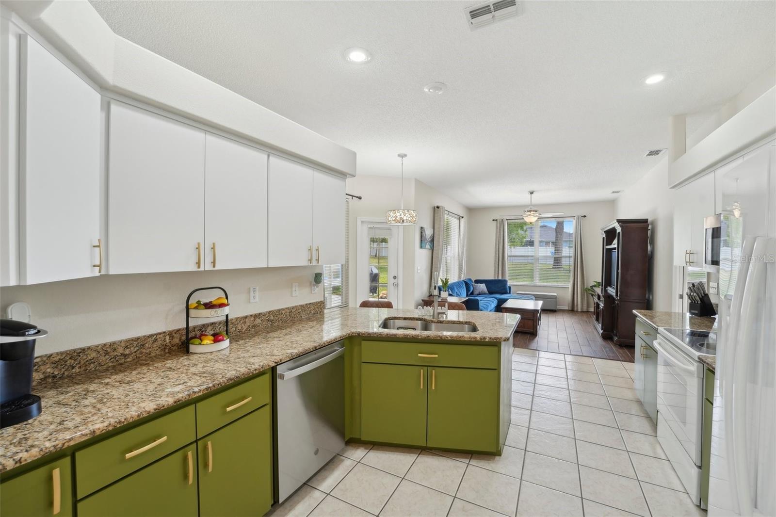 2016 ALAMEDA DR, SPRING HILL, FL, 34609