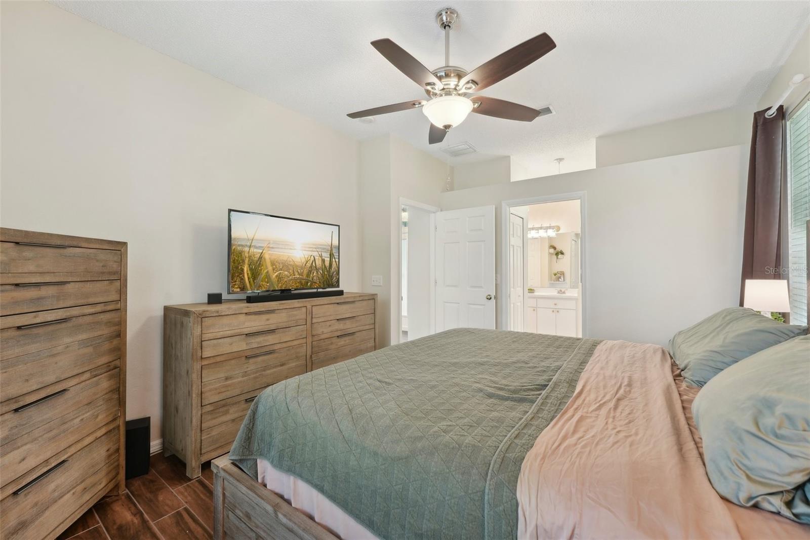 2016 ALAMEDA DR, SPRING HILL, FL, 34609