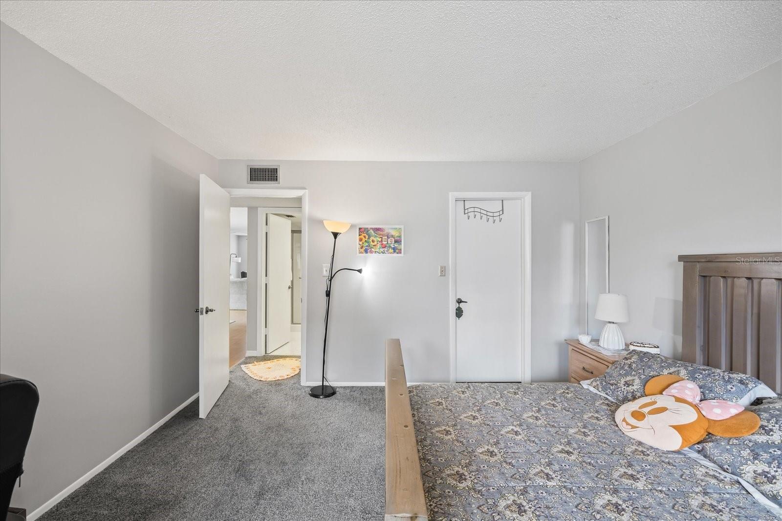 1012 PEARCE DR #304, CLEARWATER, FL, 33764