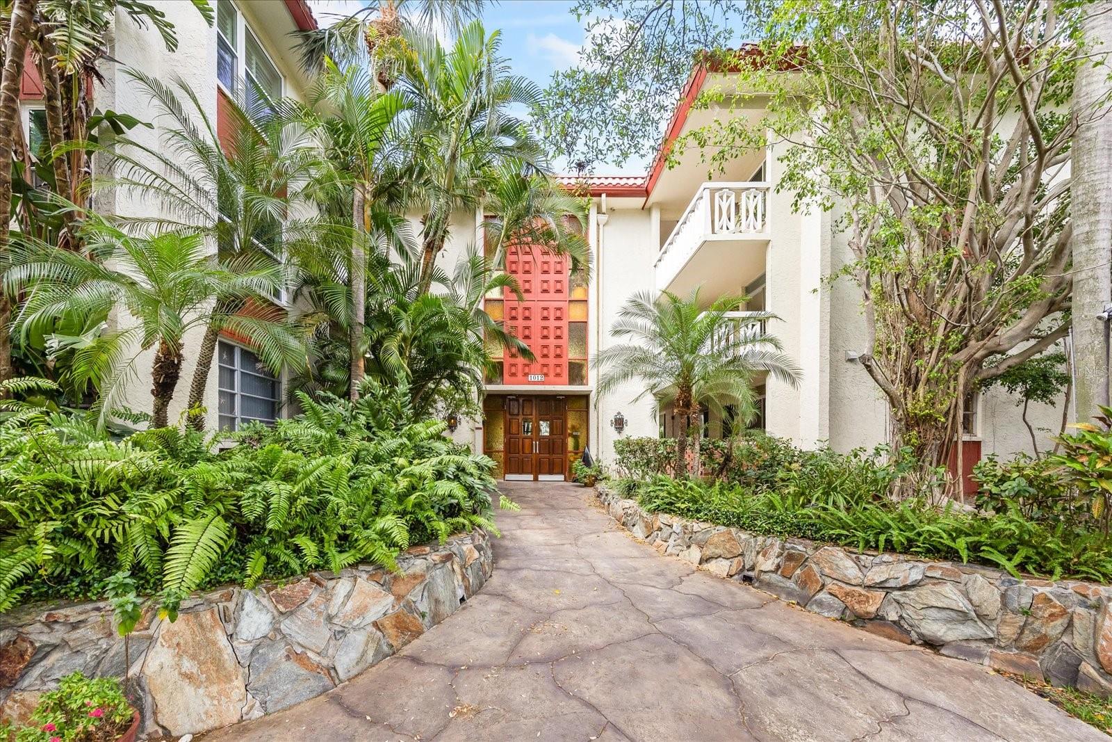 1012 PEARCE DR #304, CLEARWATER, FL, 33764