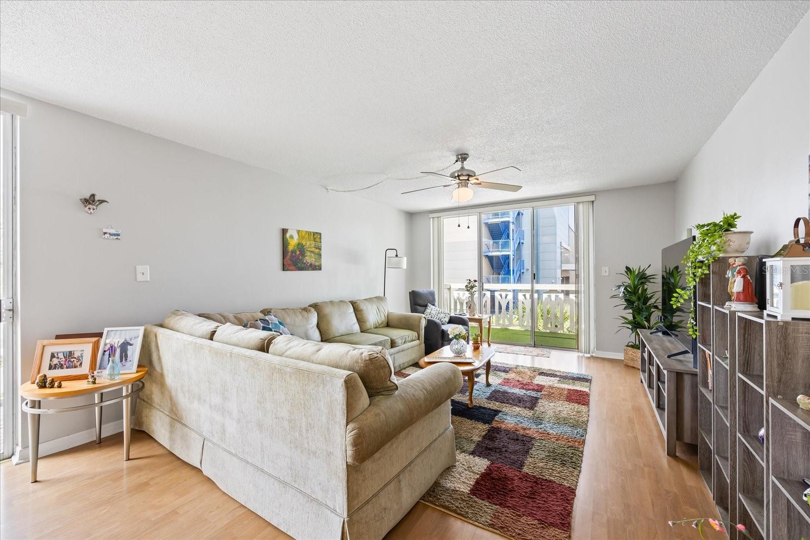 1012 PEARCE DR #304, CLEARWATER, FL, 33764