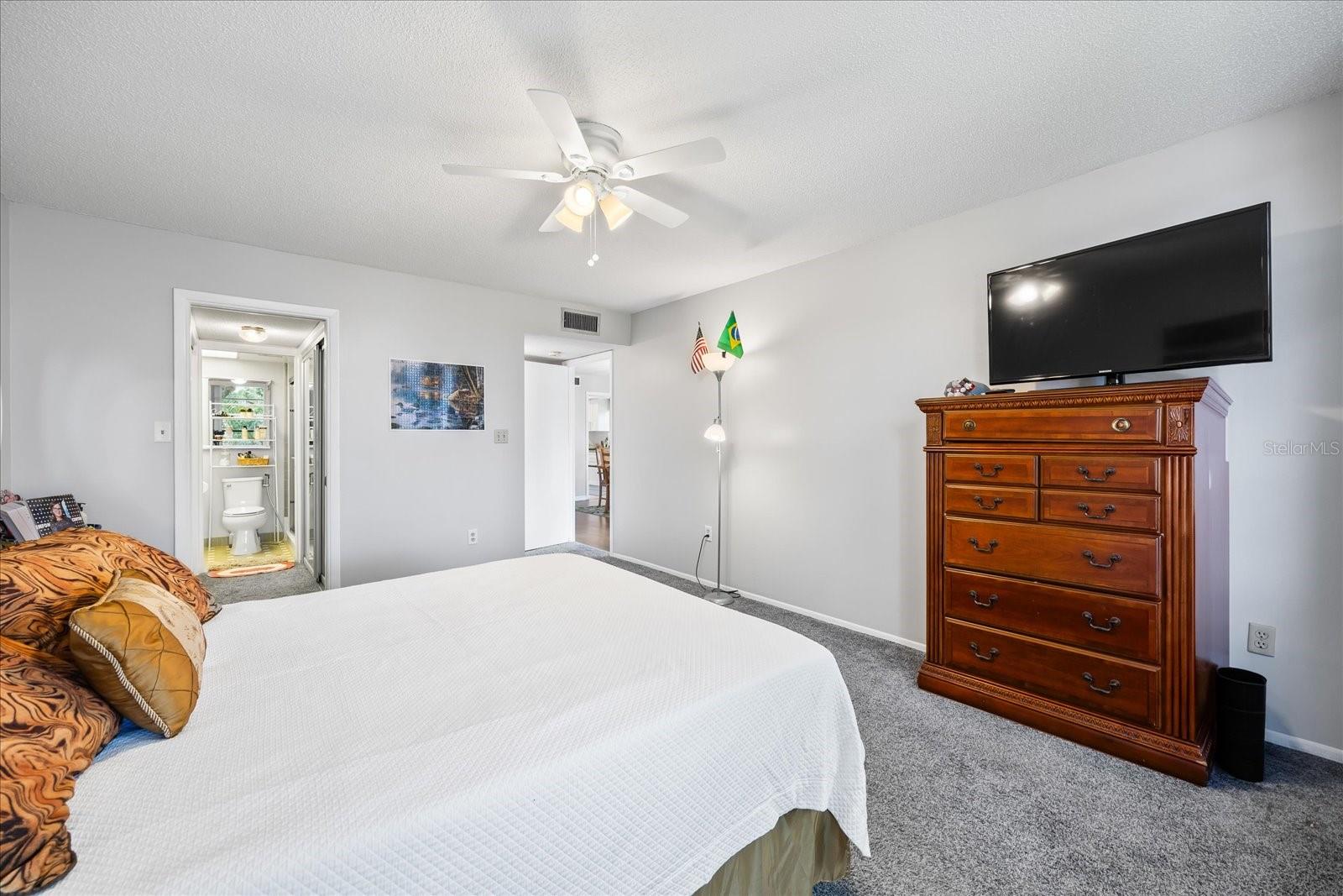 1012 PEARCE DR #304, CLEARWATER, FL, 33764