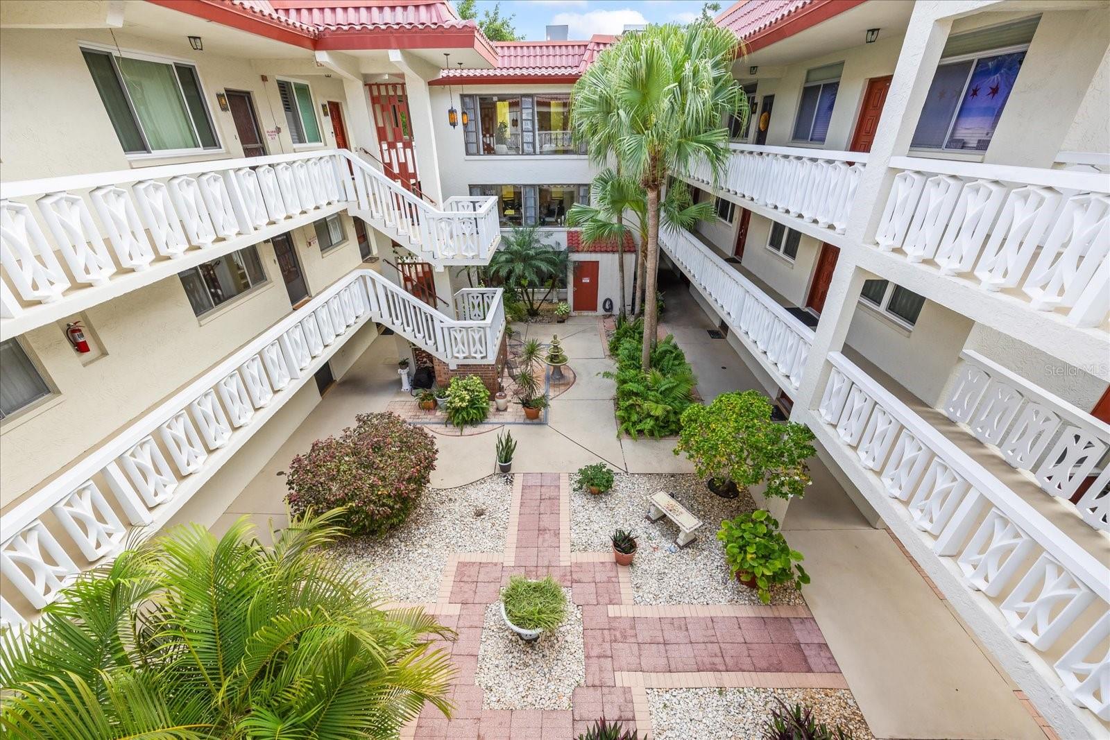 1012 PEARCE DR #304, CLEARWATER, FL, 33764