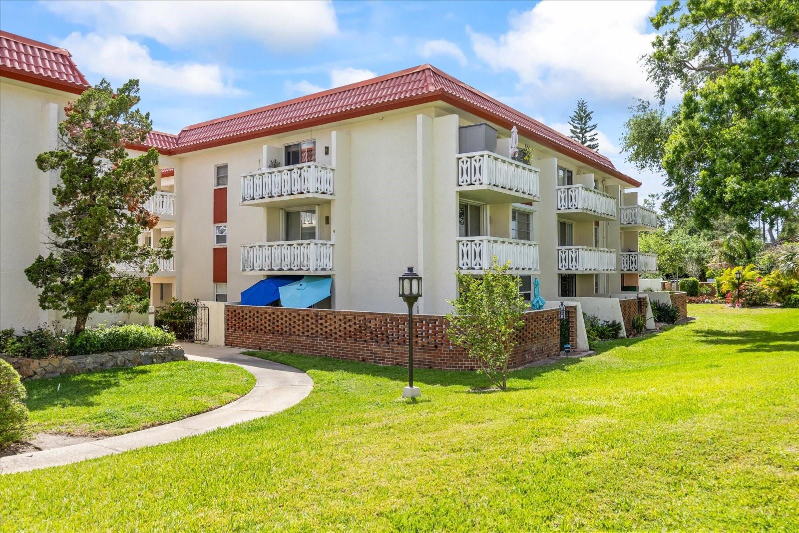 1012 PEARCE DR #304, CLEARWATER, FL, 33764
