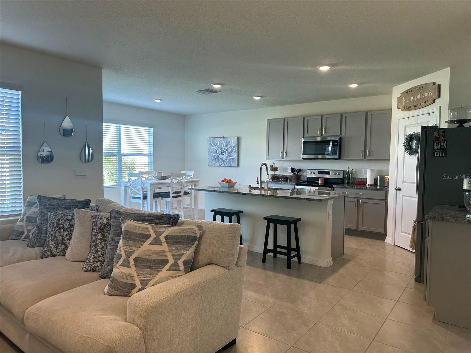 2943 COMMON FIG RUN, WESLEY CHAPEL, FL, 33543