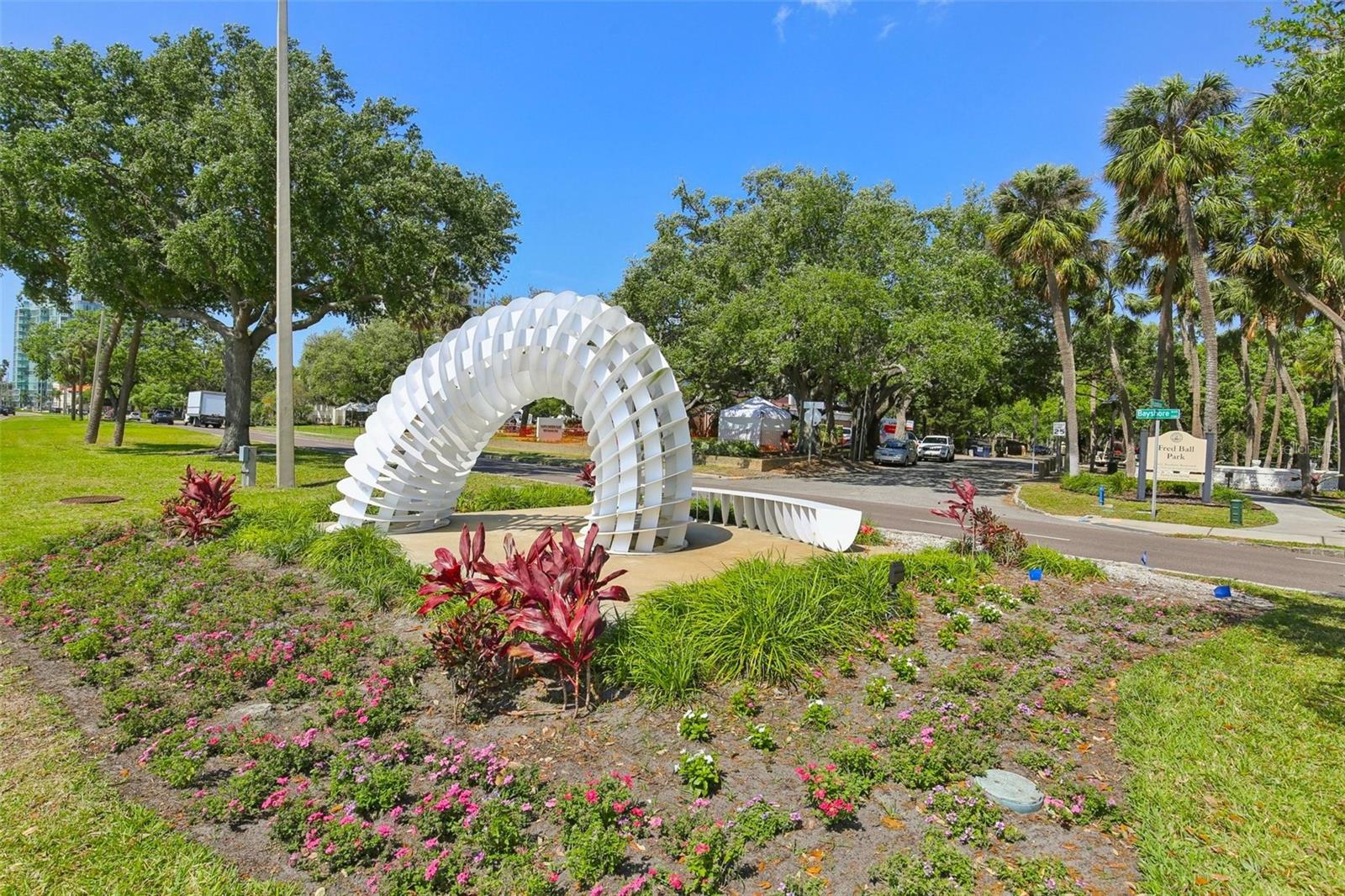 2807 BAYSHORE BLVD, TAMPA, FL, 33629