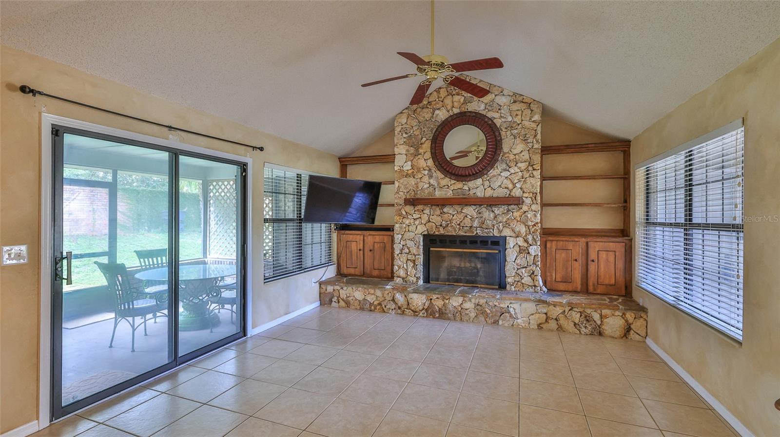 1 FOX HOLLOW DR, ORMOND BEACH, FL, 32174