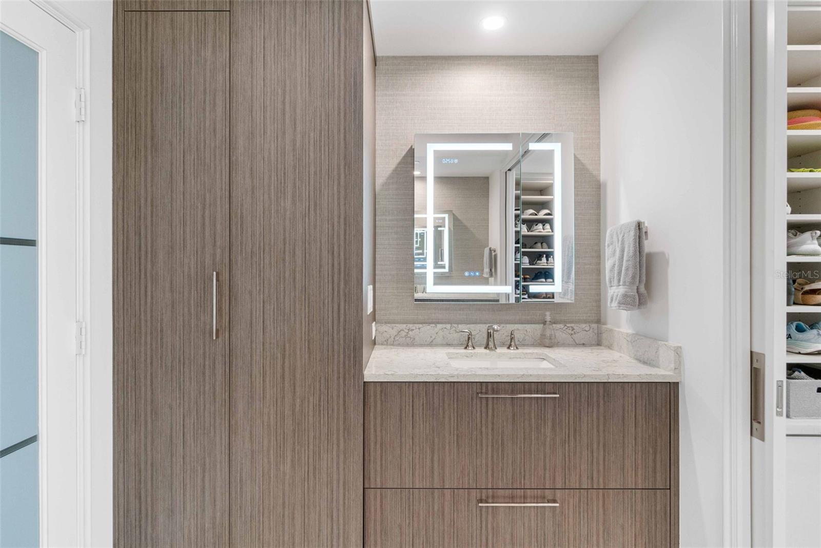 3030 GRAND BAY BLVD #324, LONGBOAT KEY, FL, 34228