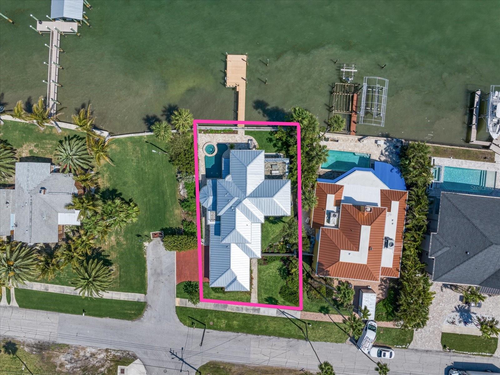 785 BAY ESPLANADE, CLEARWATER BEACH, FL, 33767