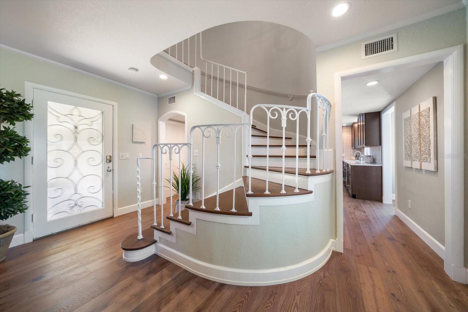 785 BAY ESPLANADE, CLEARWATER BEACH, FL, 33767