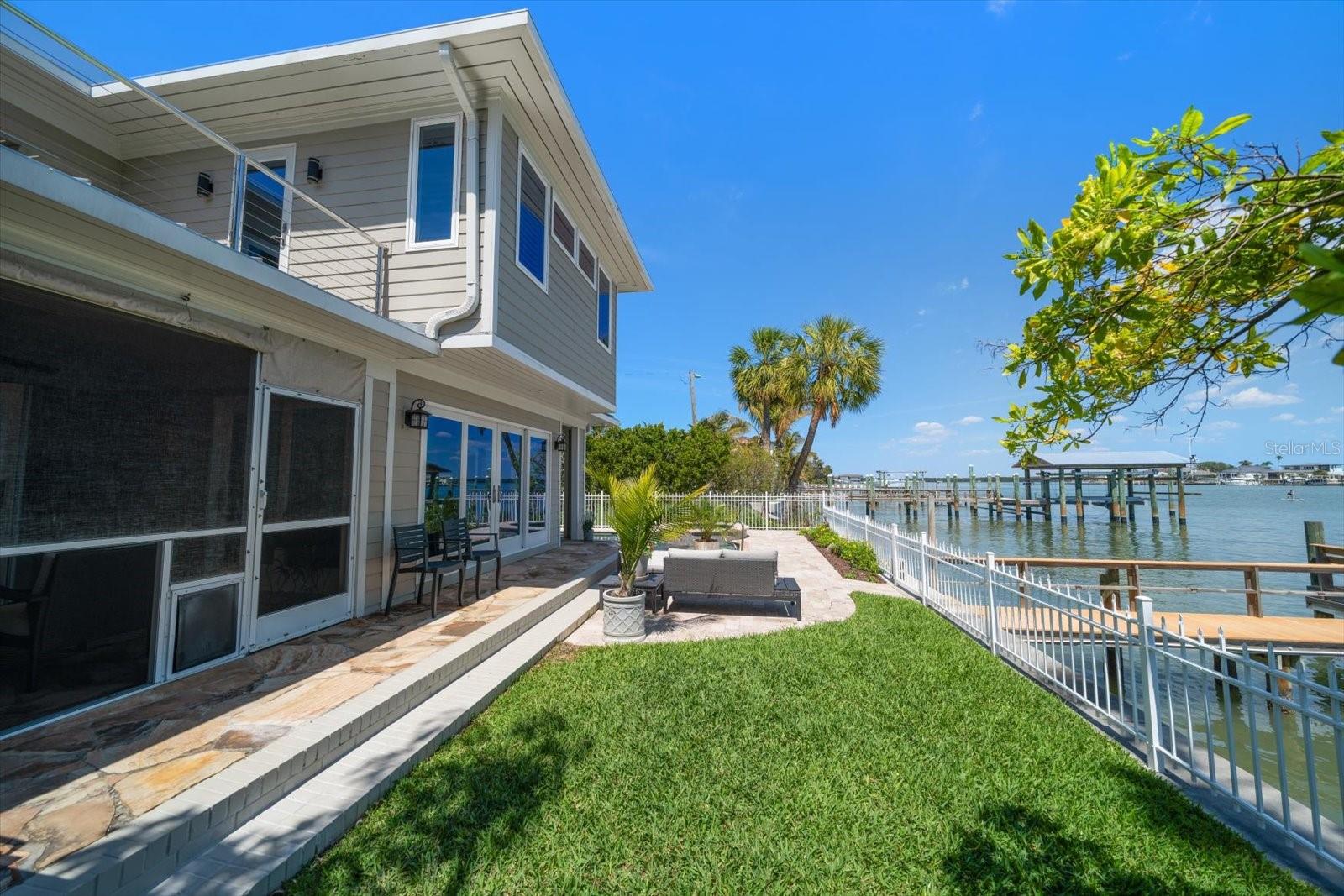 785 BAY ESPLANADE, CLEARWATER BEACH, FL, 33767