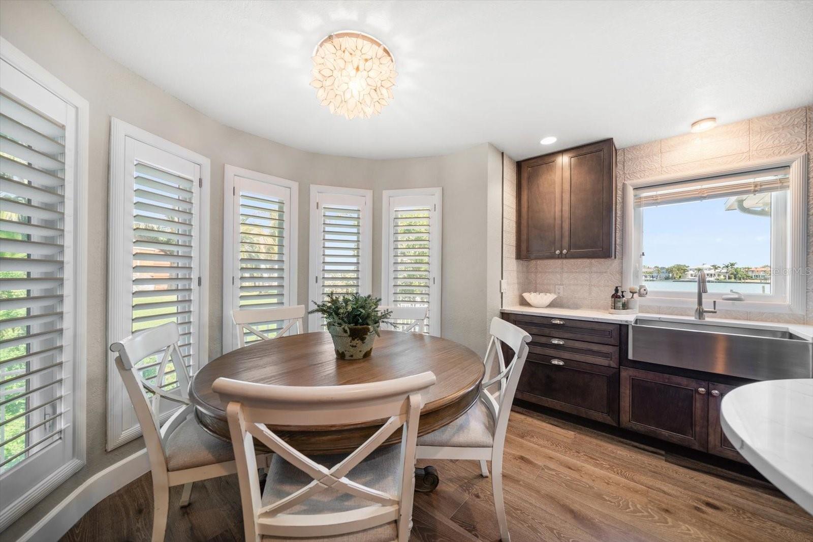 785 BAY ESPLANADE, CLEARWATER BEACH, FL, 33767