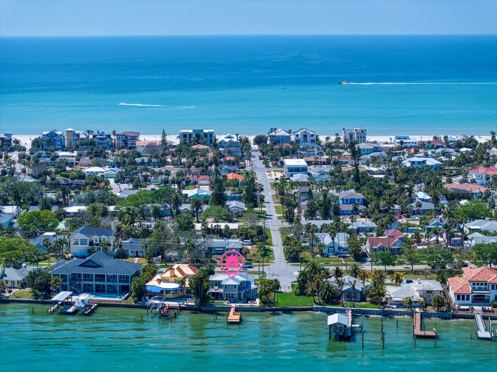 785 BAY ESPLANADE, CLEARWATER BEACH, FL, 33767