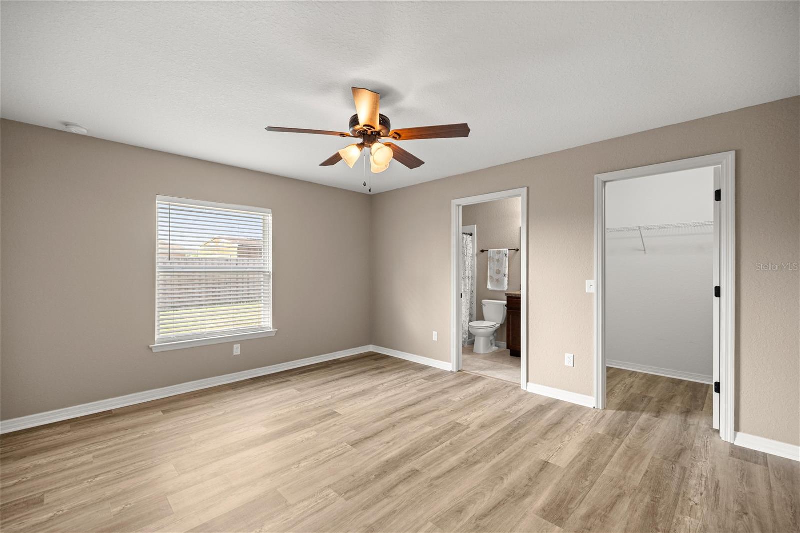 176 JUNIPER LOOP CIR, OCALA, FL, 34480