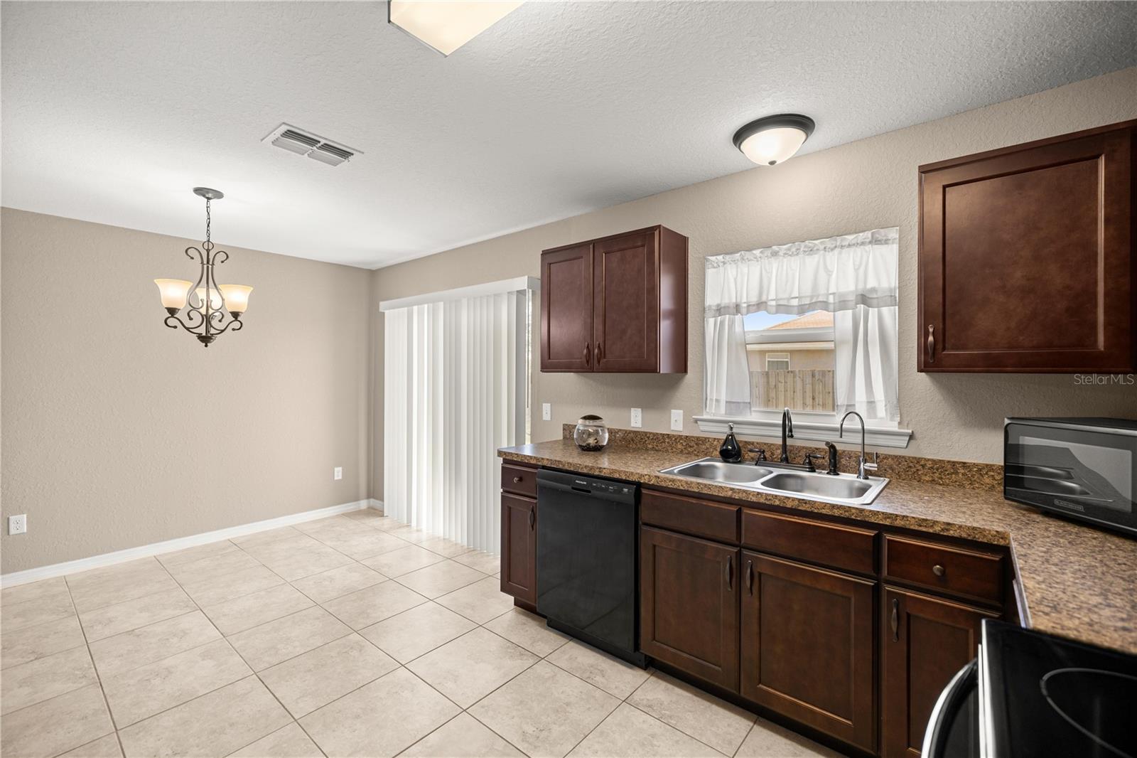 176 JUNIPER LOOP CIR, OCALA, FL, 34480