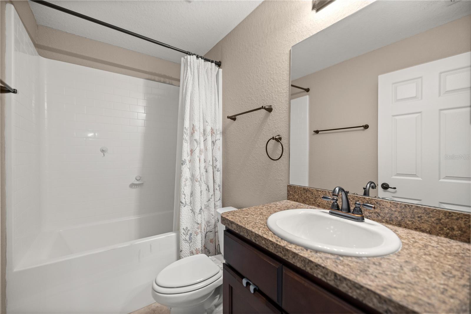 176 JUNIPER LOOP CIR, OCALA, FL, 34480