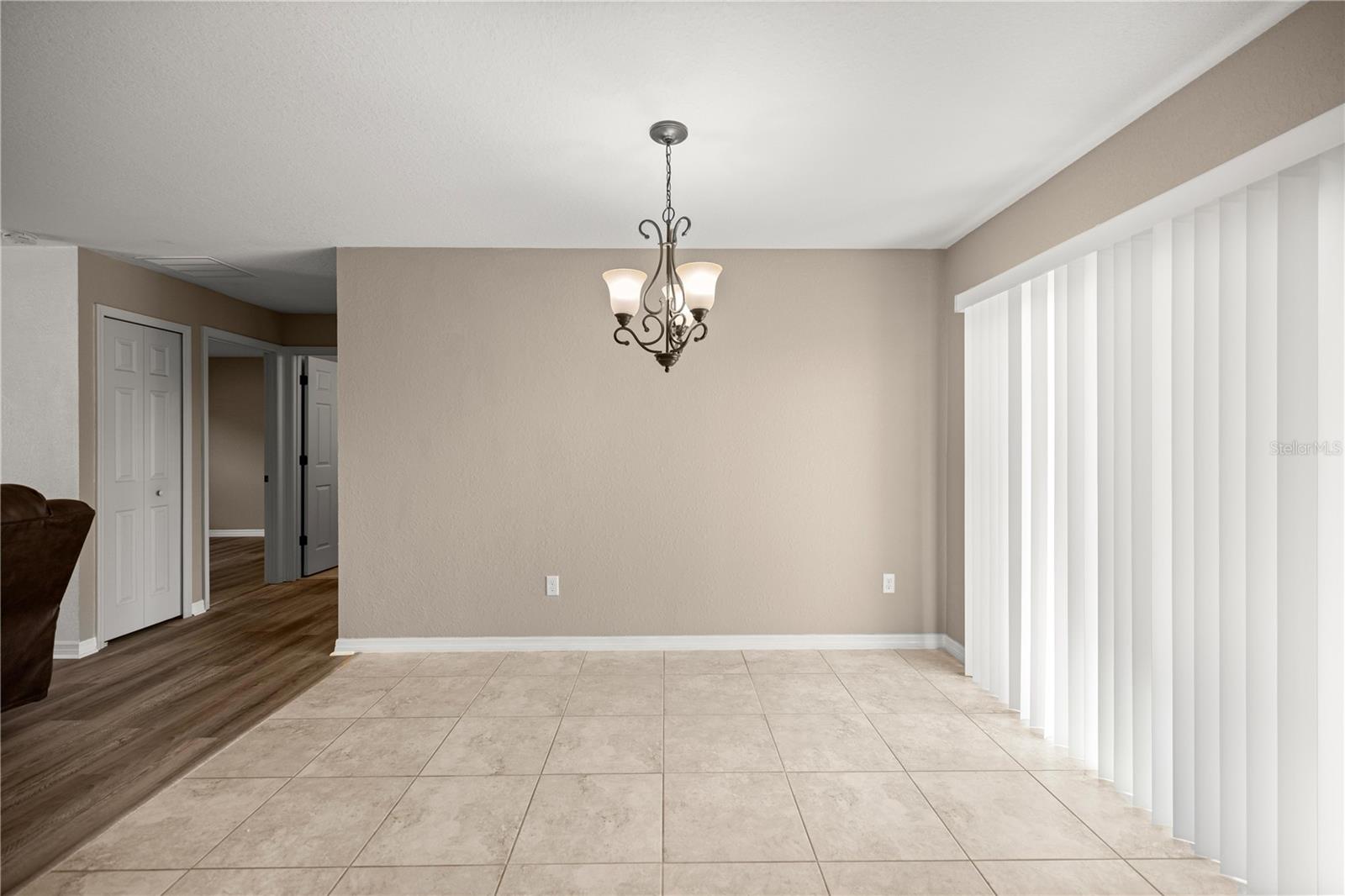 176 JUNIPER LOOP CIR, OCALA, FL, 34480