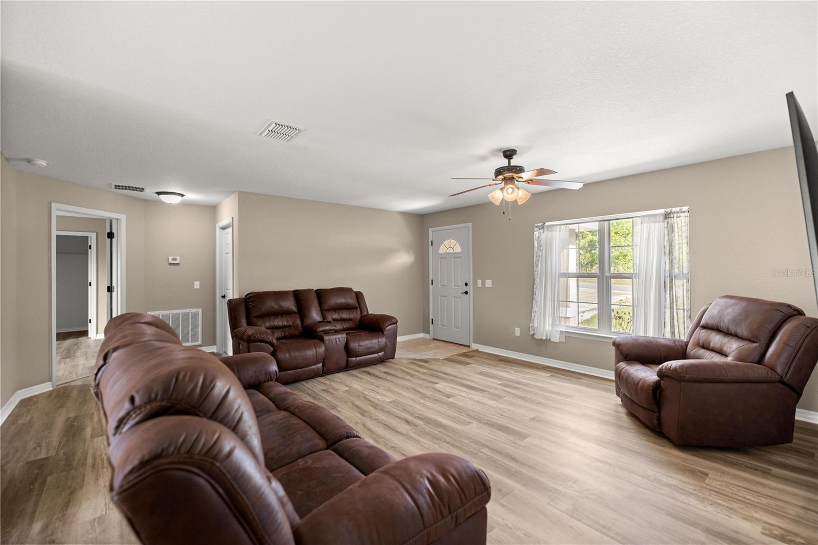 176 JUNIPER LOOP CIR, OCALA, FL, 34480