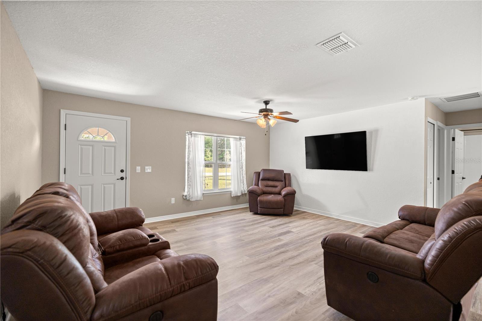 176 JUNIPER LOOP CIR, OCALA, FL, 34480