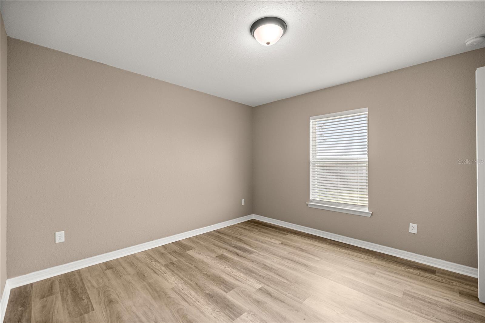 176 JUNIPER LOOP CIR, OCALA, FL, 34480