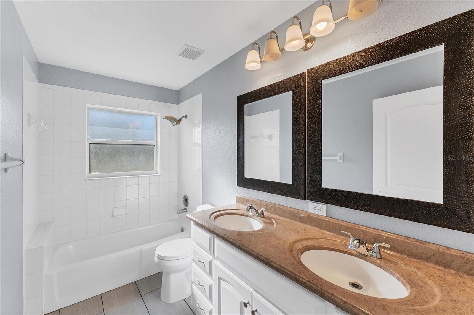 1668 TROPICAIRE BLVD, NORTH PORT, FL, 34286