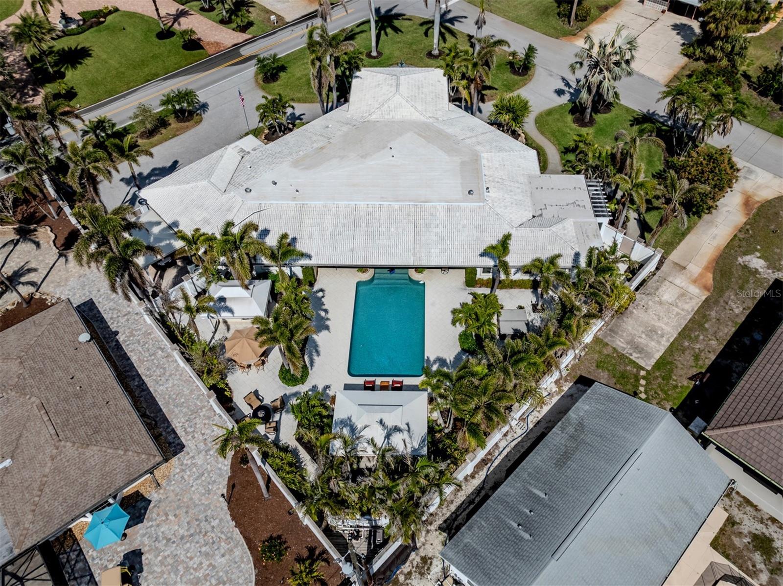 701 LAGUNA DR, VENICE, FL, 34285